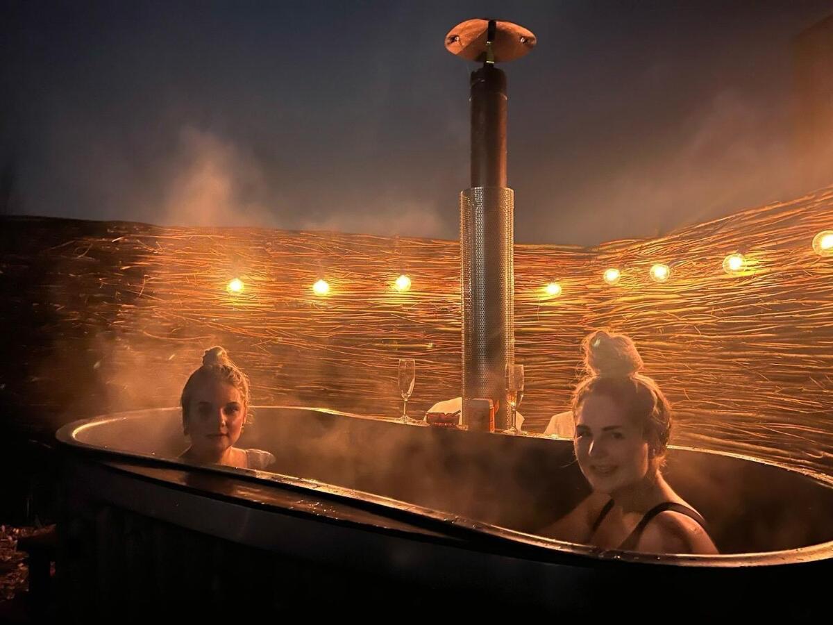 Bed & Wellness Klein Knorrestein With Private Hottub And Sauna And Tandembike Rental Included In Price アルメール エクステリア 写真