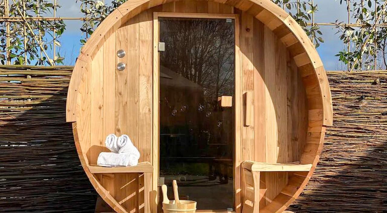 Bed & Wellness Klein Knorrestein With Private Hottub And Sauna And Tandembike Rental Included In Price アルメール エクステリア 写真