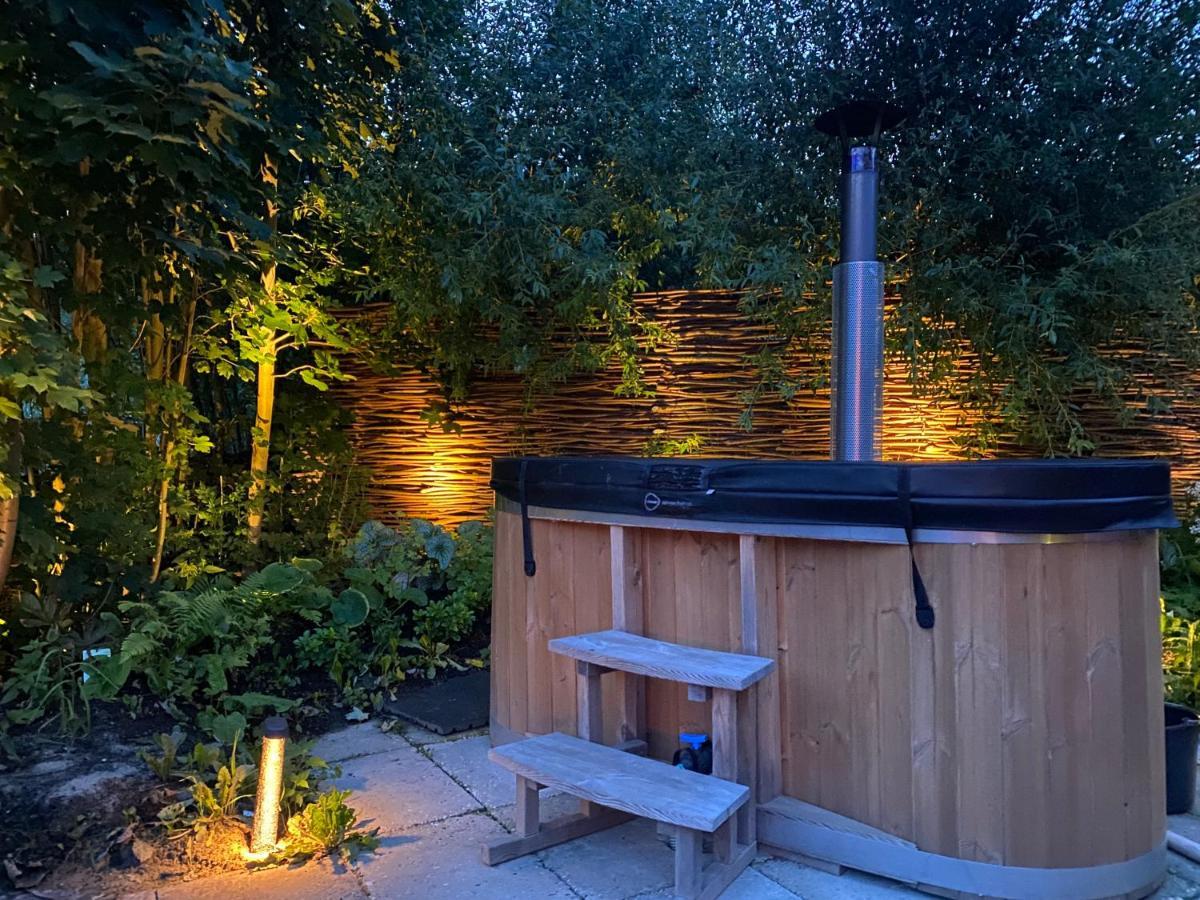 Bed & Wellness Klein Knorrestein With Private Hottub And Sauna And Tandembike Rental Included In Price アルメール エクステリア 写真